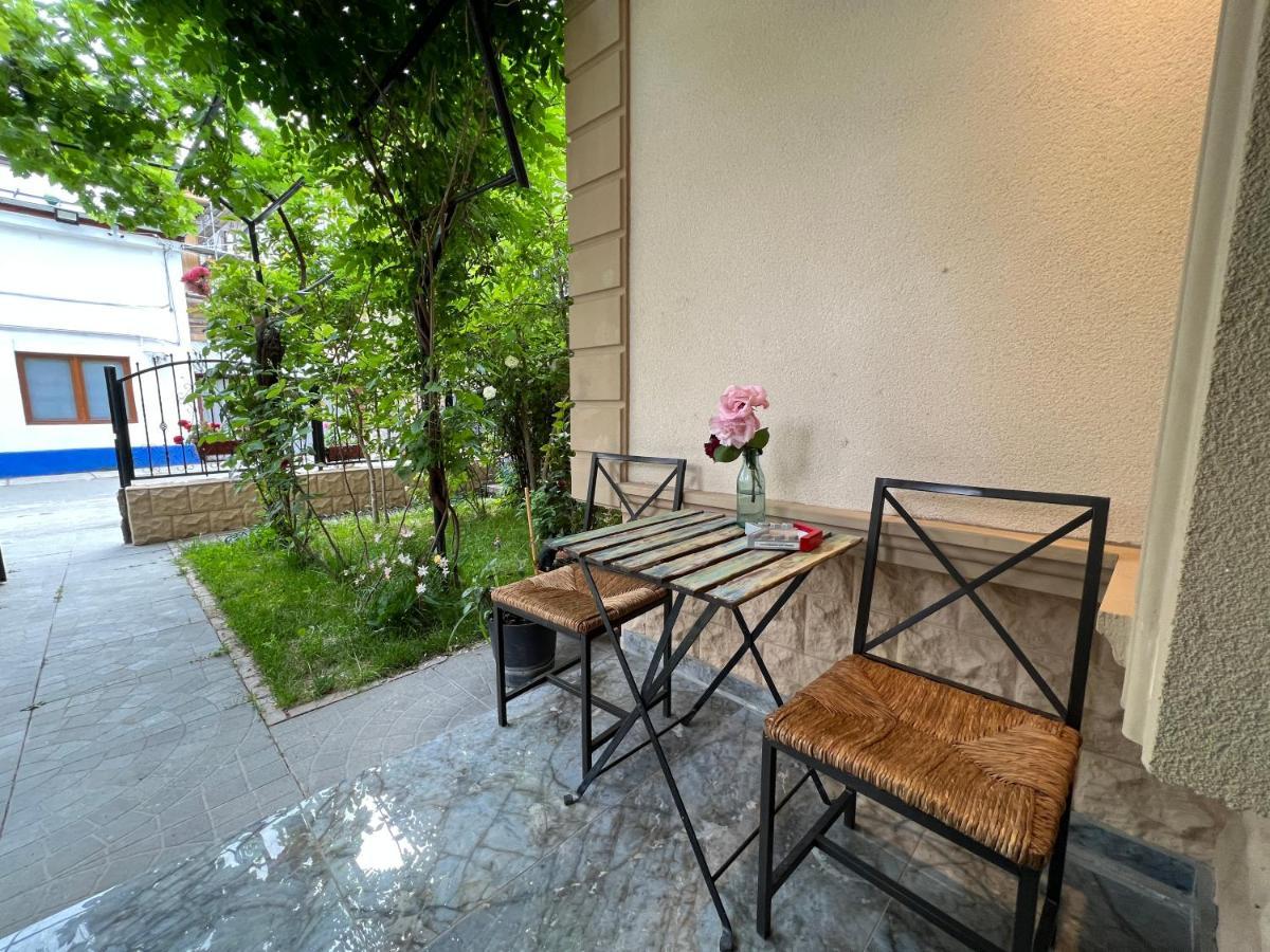 Boutique Cathedral Plaza Residences For Rent Downtown Hotel Bucarest
