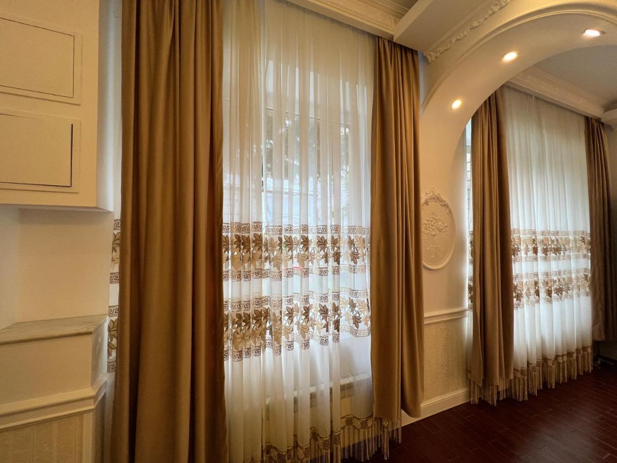 Boutique Cathedral Plaza Residences For Rent Downtown Bucarest