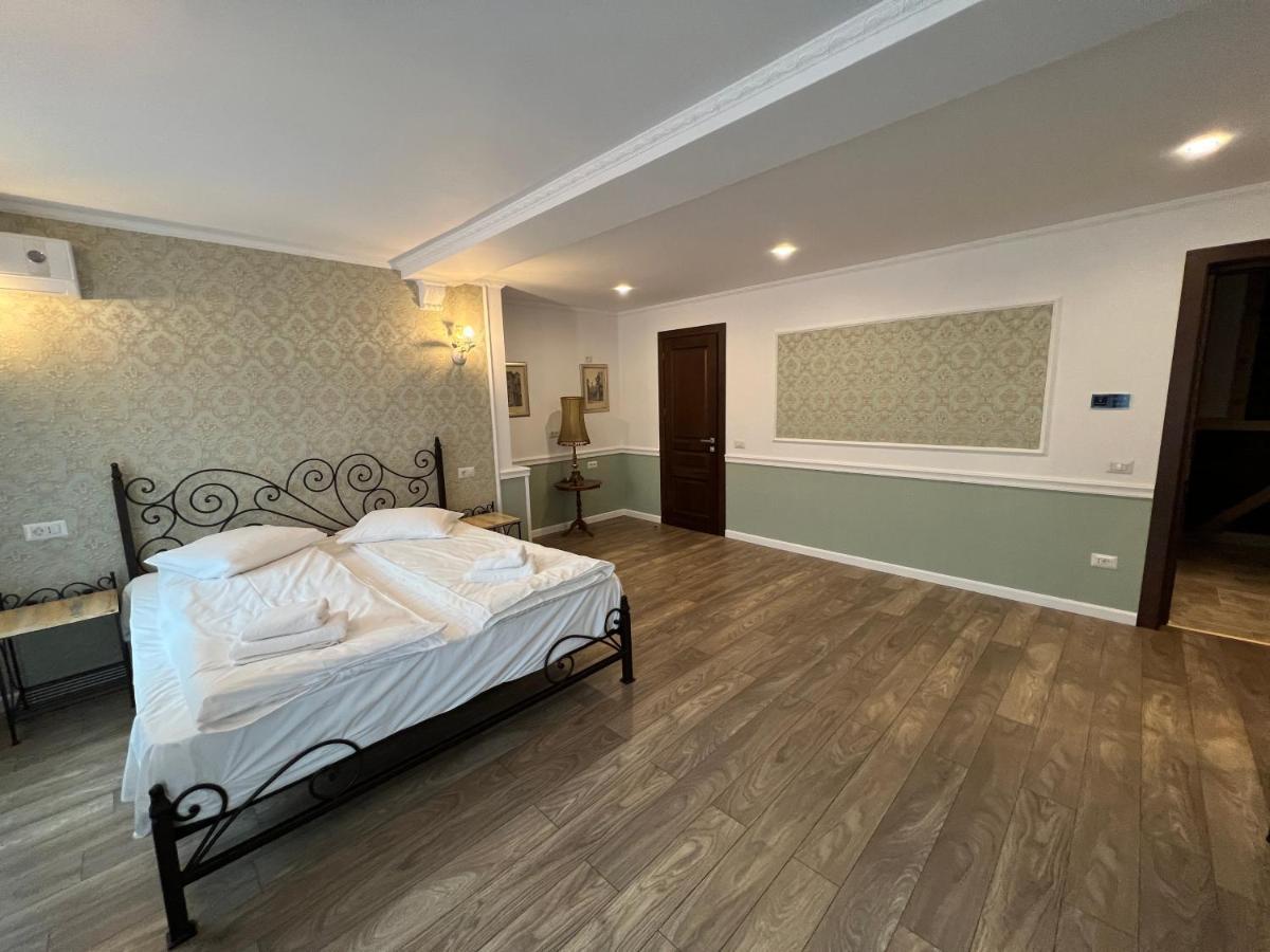 Hotel Boutique Cathedral Plaza Residences For Rent Downtown *