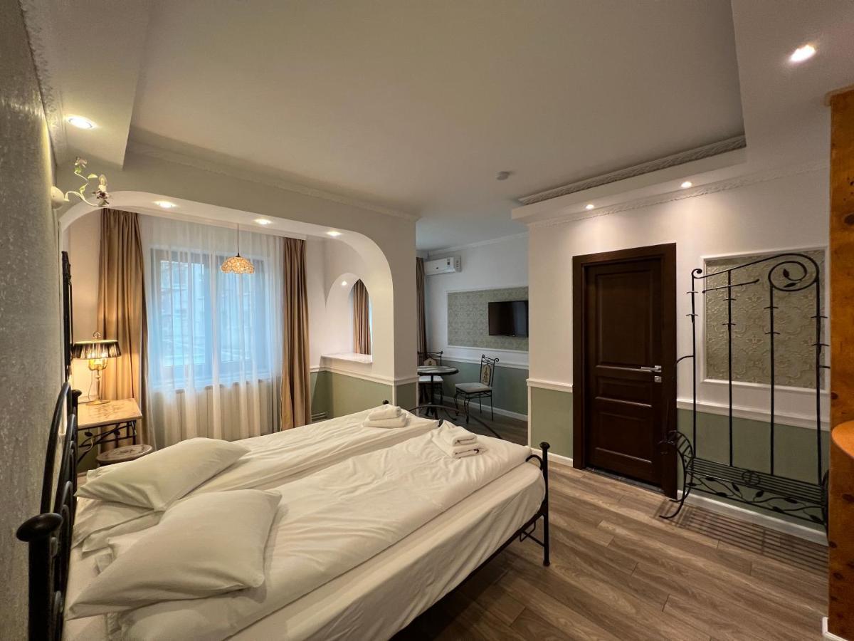 Hotel Boutique Cathedral Plaza Residences For Rent Downtown Bucarest