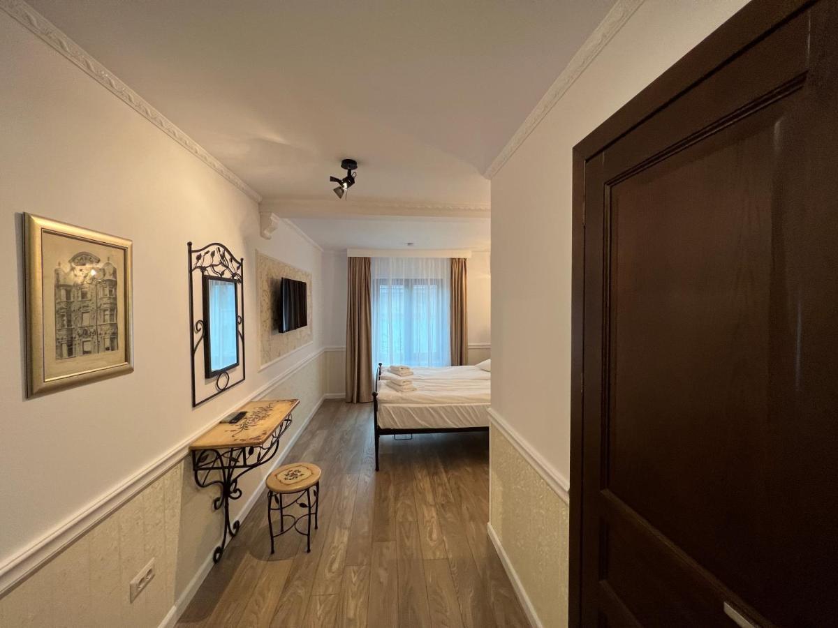 Hotel Boutique Cathedral Plaza Residences For Rent Downtown *