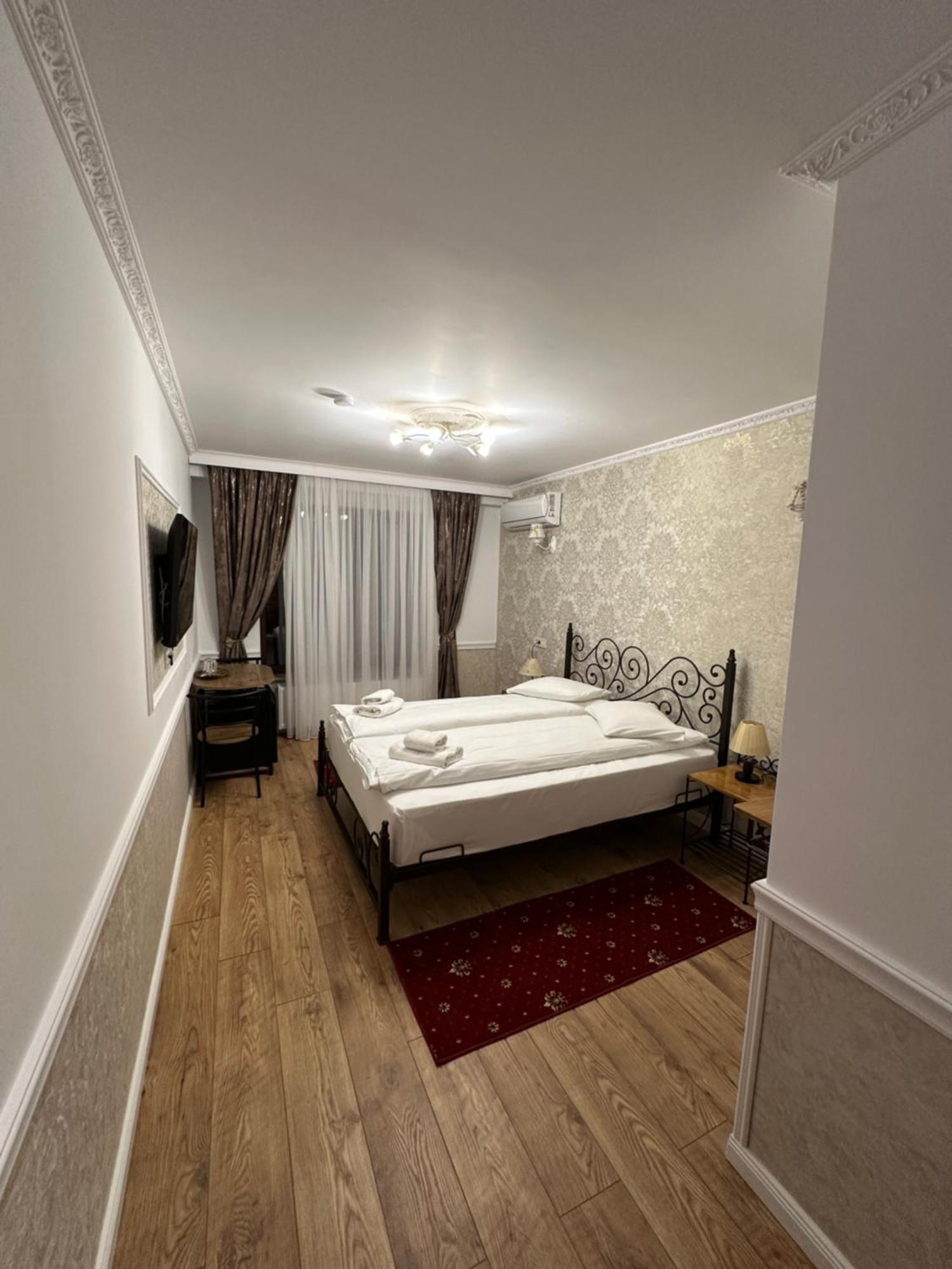 Hotel Boutique Cathedral Plaza Residences For Rent Downtown